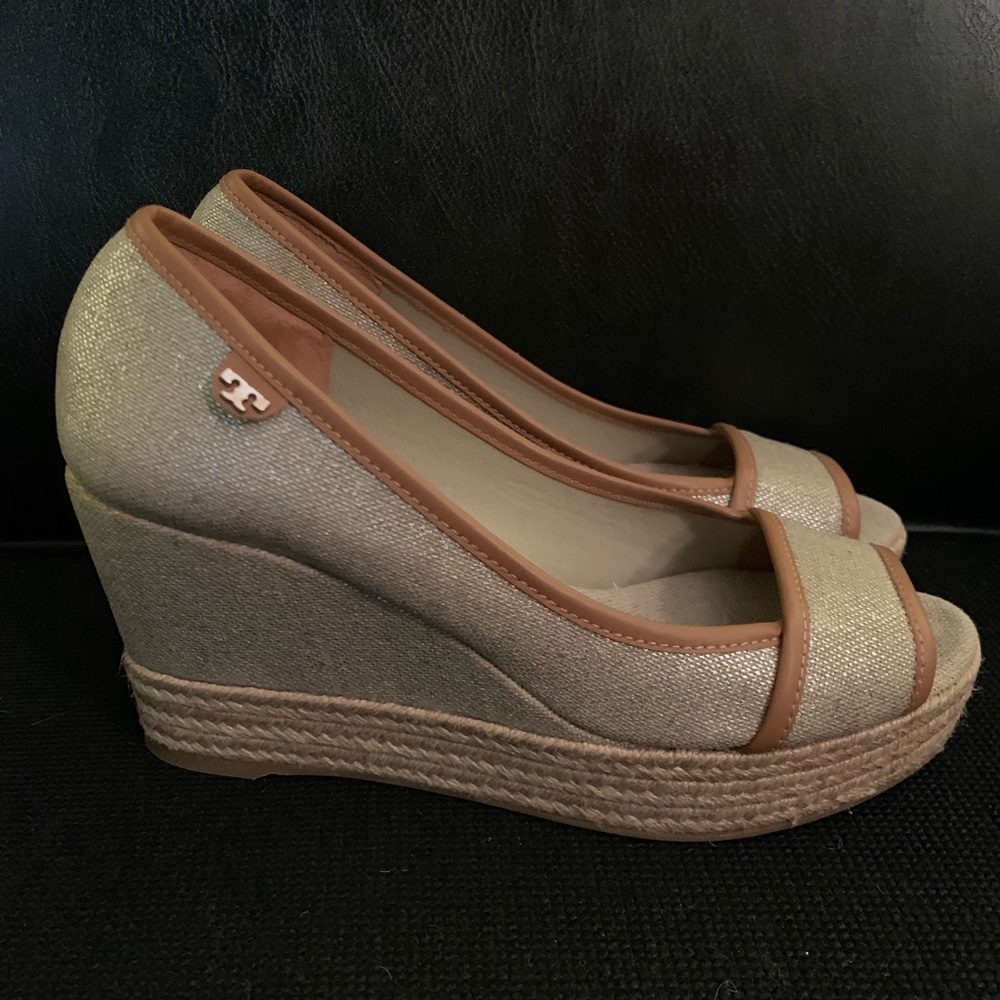 New Tory Burch 'Majorca' Wedge Peep Toe Grey size8
